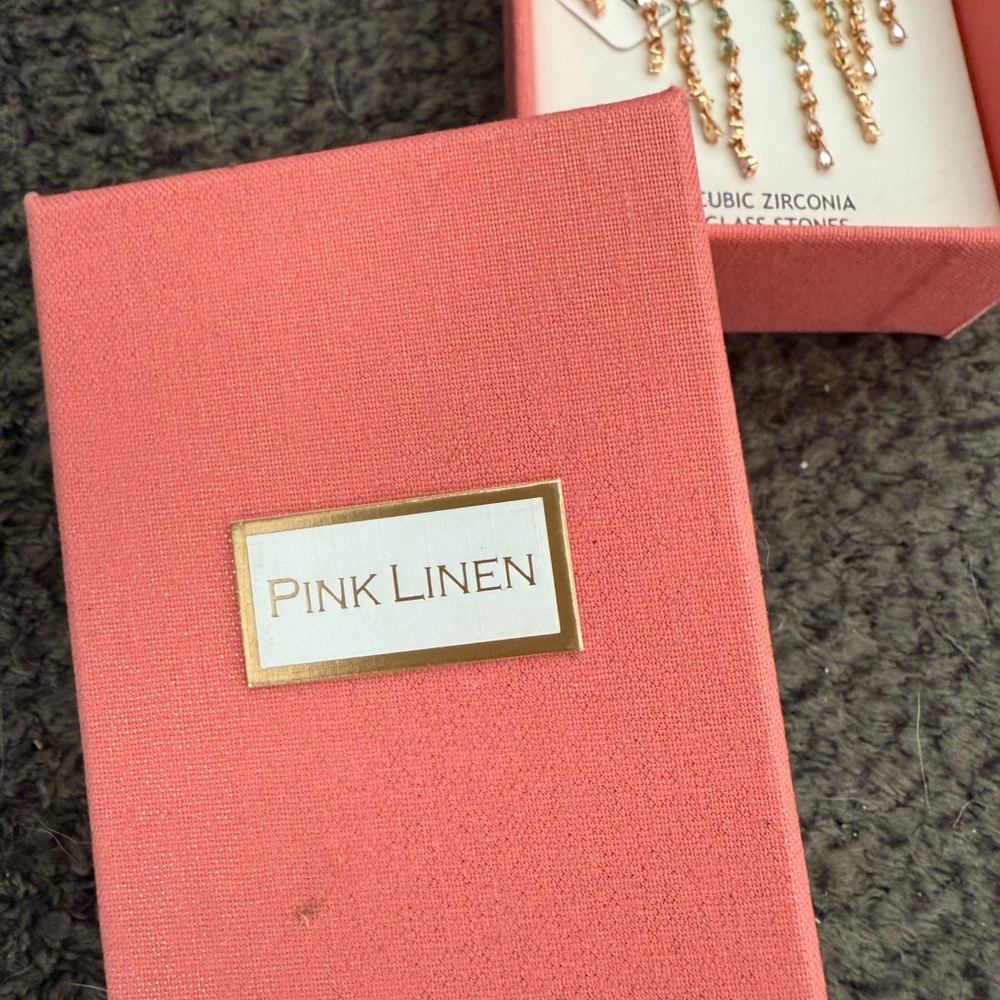 Pink Linen Gold Earrings with Cubic Zirconia